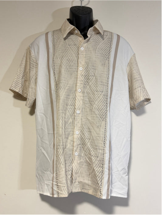 Shein Men's Medium Beige & White Patterned Button Down Short Sleeve Shirt NWT