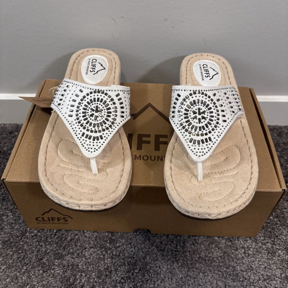 Cliffs by White Mountain Cienna Women's 9.5W White Comfort Beaded Sandals NIB