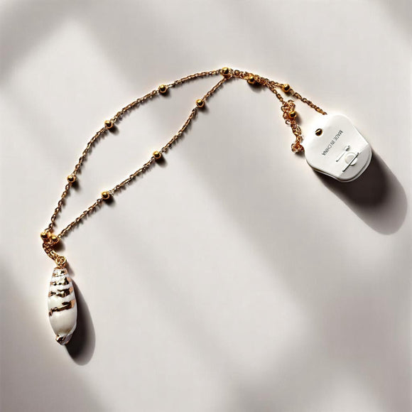 Gold & White Shell Pendant Natural Sea Shell Necklace for Women NWT