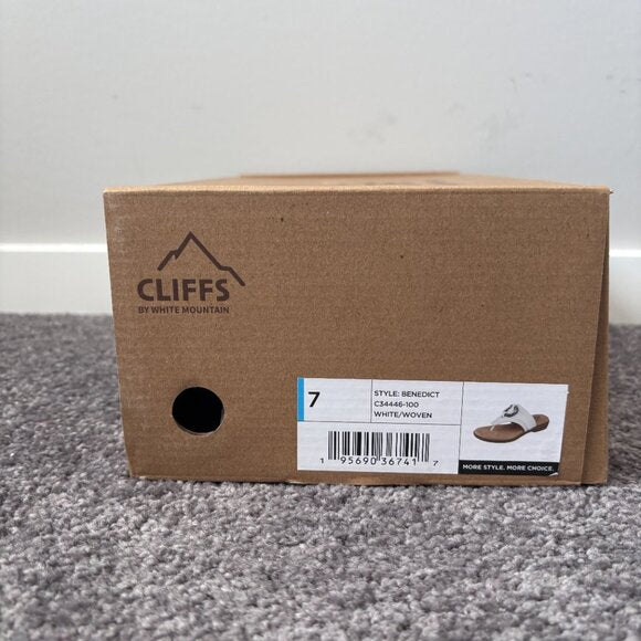 Cliffs by White Mountain Women's 7 & 8 White Benedict Comfort Sandals NWT