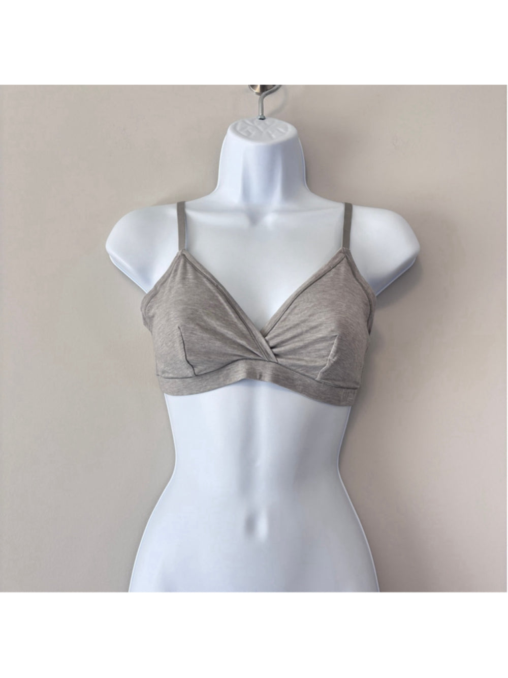 GAP GapBody Women's Gray Breathe Full Coverage Bralette NWT