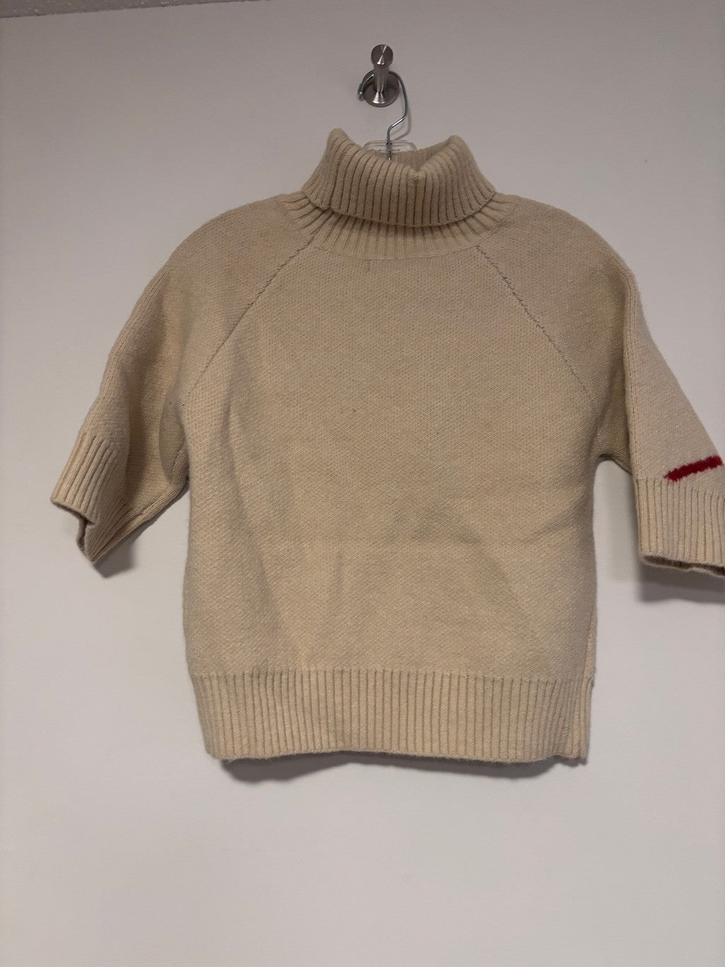 En Saison Women's Large Beige Turtleneck Sweater with Red Bow, Short NWT