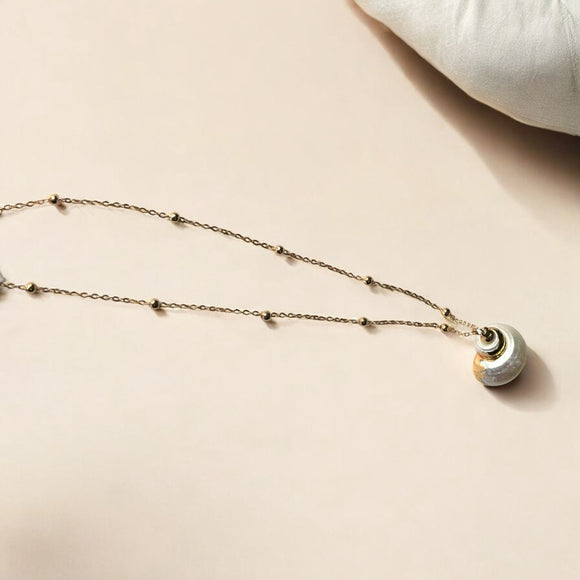 Gold Leaf / Plated Turbo Shell Abalone Women's Necklace NWT