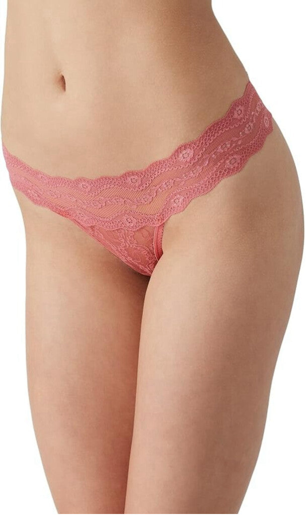 B.tempt'd Women's Size Medium Set of 3 Lace-Waistband Thong Underwear NWT