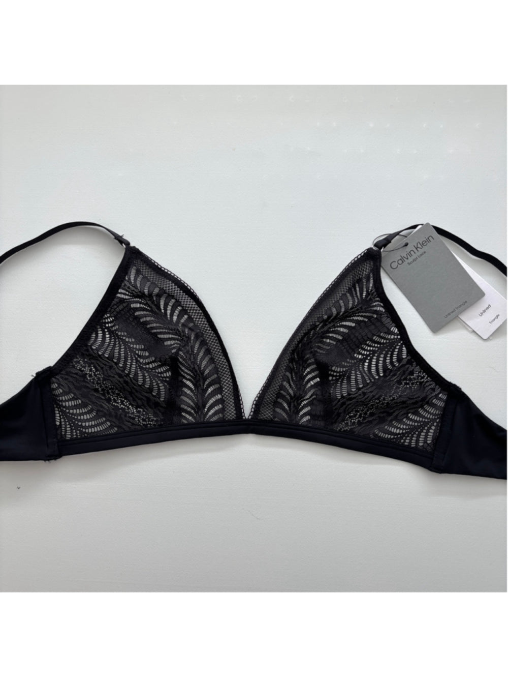 Calvin Klein Women's Black Sculpt Lace Unlined Triangle Bralette NWT