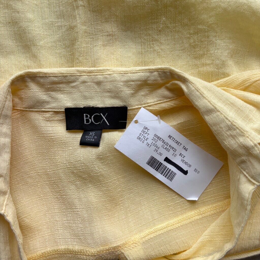 BCX Juniors' Size XS Yellow V-Neck Fold-Collar 3/4-Sleeve Utility Shirt NWT