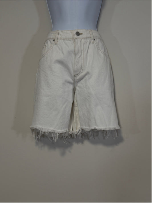 Cotton On Women's Size 8 Vintage White Relaxed Frayed Denim Shorts NWT