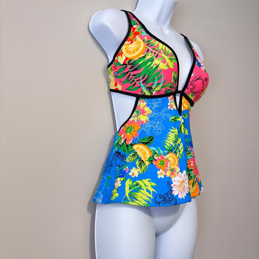 Bar III Women's Size Small Multicolor Floral Printed Plunge-Neck Tankini Top NWT