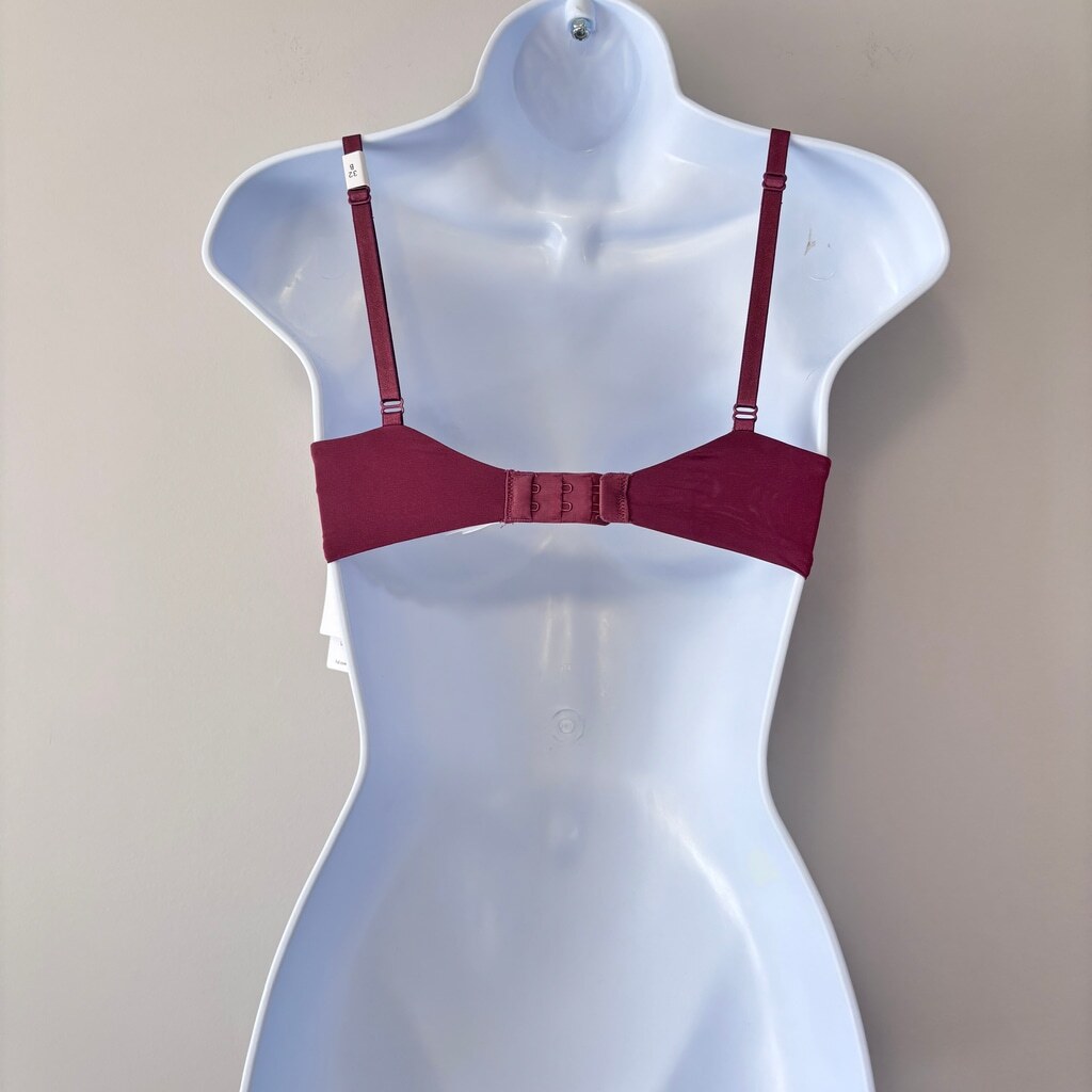 Calvin Klein Women's Size 32B Seductive Comfort With Lace Full Coverage Bra NWT