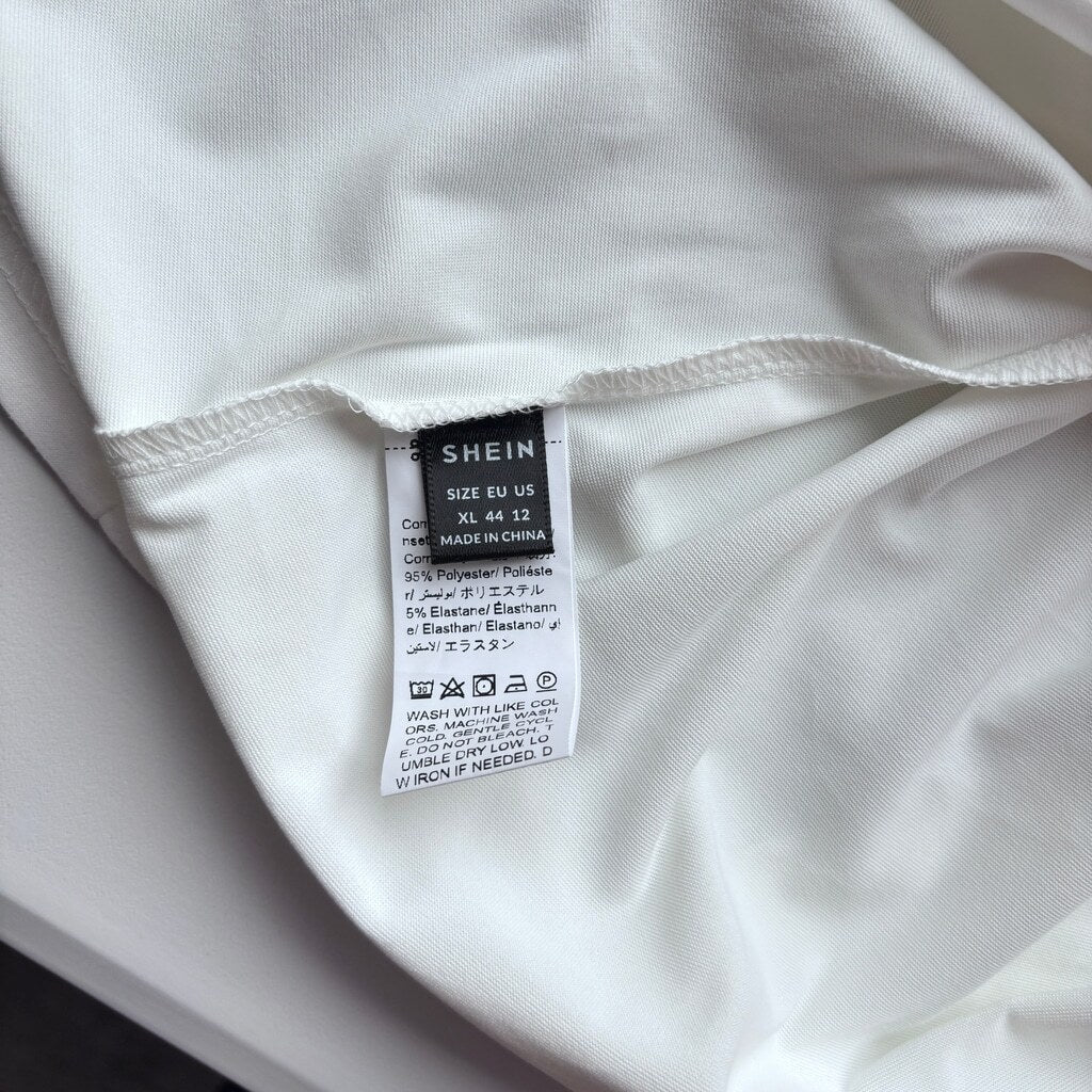 SHEIN Women's XL White Sleeveless Mock Neck Butterfly Graphic Casual Fit Top NIB