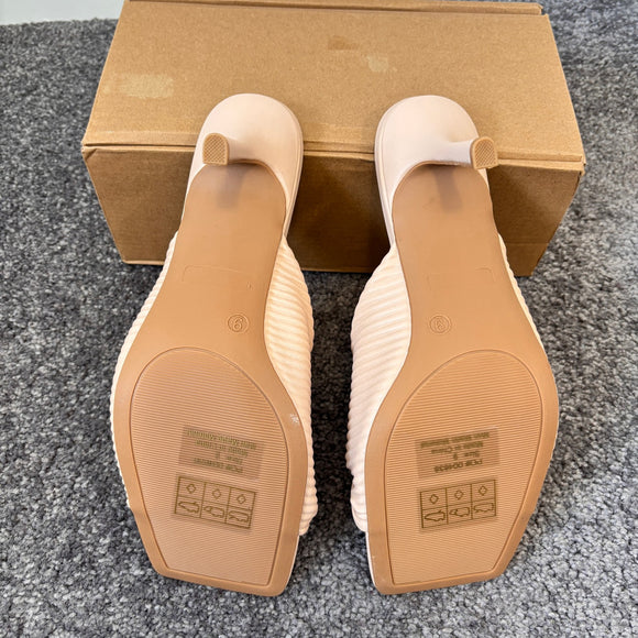 Journee Collection Women's 9 Beige Pleated Low-Heeled Dress Sandals / Shoes NIB