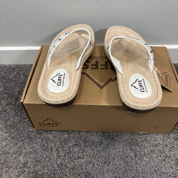 Cliffs by White Mountain Cienna Women's 9.5W White Comfort Beaded Sandals NIB