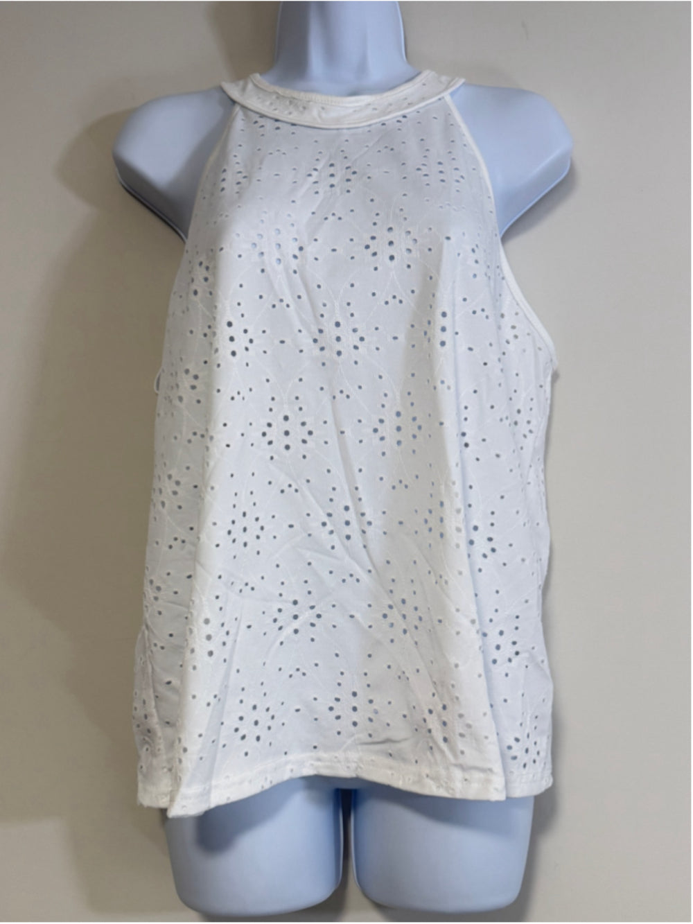 Shein Women's Large White Eyelet Sleeveless Roud-Neck Blouse NWT