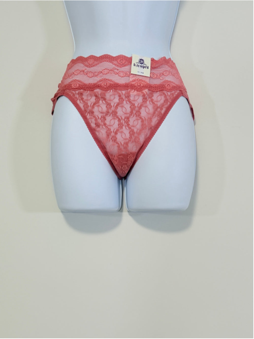 B.tempt'd Women's Size Small Set of 3 Lace High-Leg Underwear NWT S53