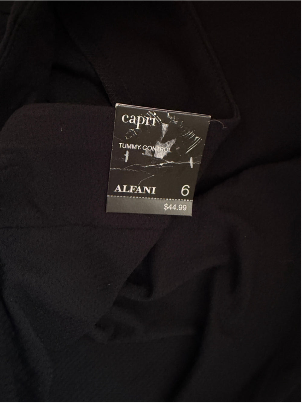 Alfani Size 6 Black Essential Capri Pull-On Dress Pants With Tummy-Control NWT
