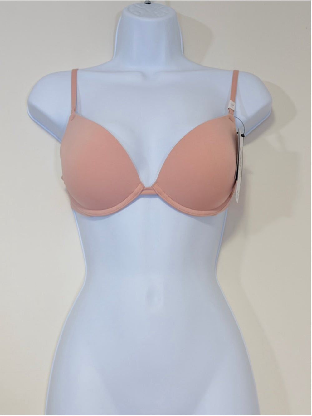 Calvin Klein Women's Size 34C Light Pink Sculpt Push-Up Plunge Bra NWT