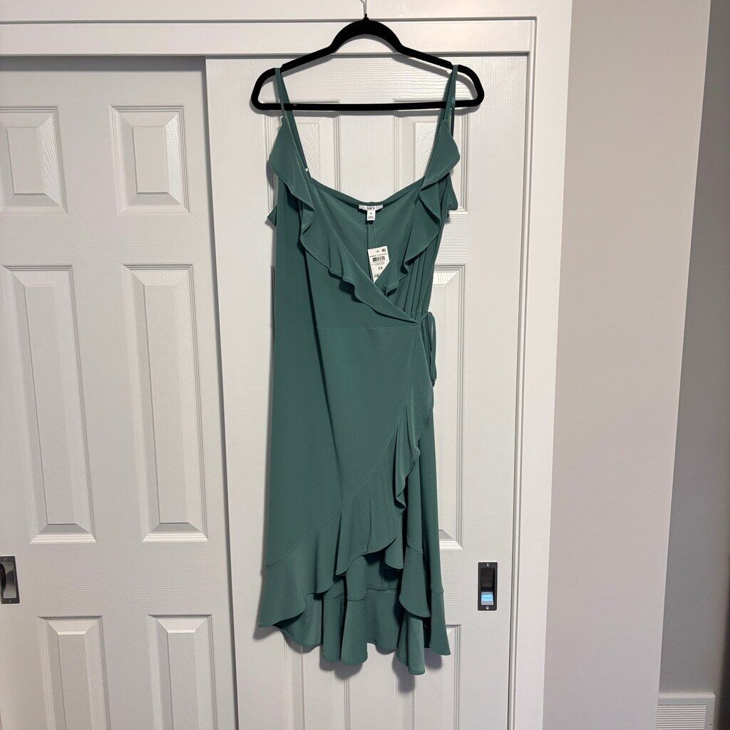 Bar III Women's Plus Size 2X Teal Ruffled Sleeveless Wrap Midi Dress NWT