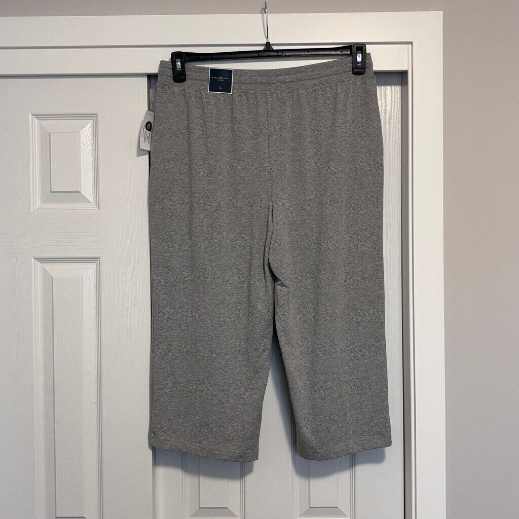 Karen Scott Women's Light Grey Knit Capri Pull On Pants / Joggers NWT