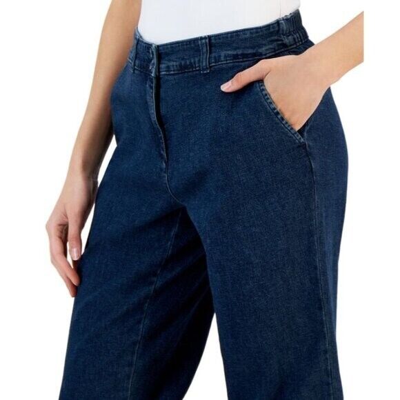 Karen Scott Women's Denim Comfort Waist Capri Pants NWT.