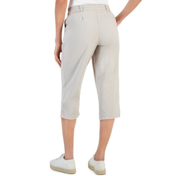 Karen Scott Women's Light Beige Comfort Waist Capri Pants NWT