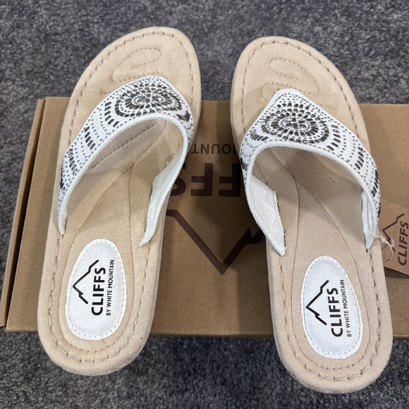 Cliffs by White Mountain Cienna Women's 9.5W White Comfort Beaded Sandals NIB