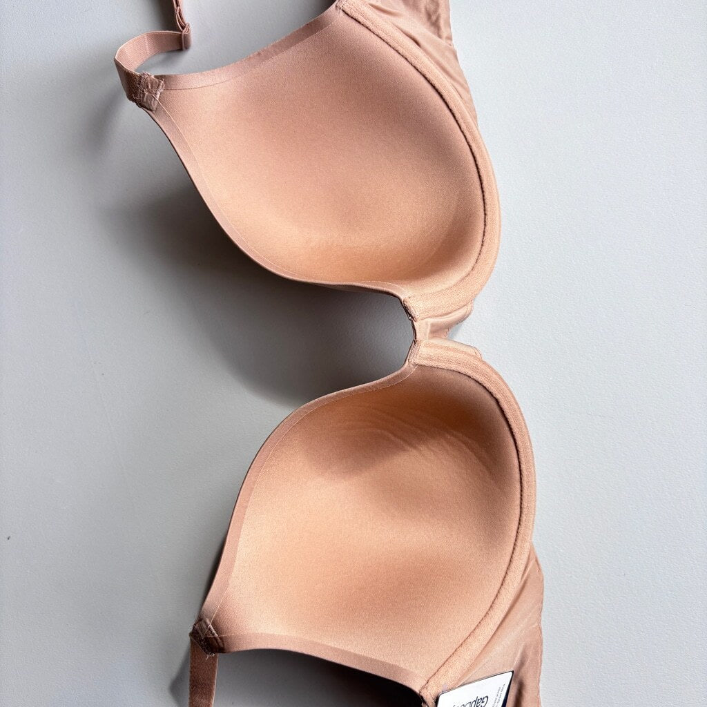 GAP GapBody Women's Dark Beige Everyday Essentials T-Shirt Bra NWT