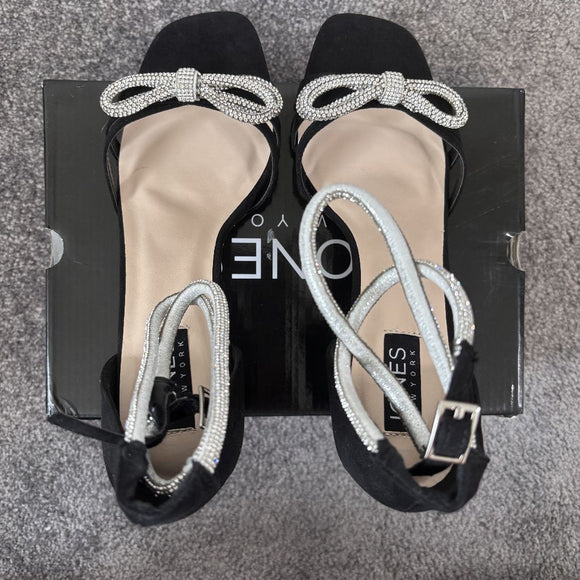 Jones New York Women's 10 Black Tarrie Rhinestone Bow Stiletto Heels NIB