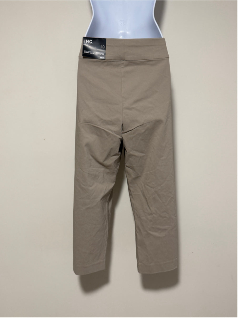 INC International Concepts Size 10 Beige Tummy-Control Pull-On Capri Pants NWT