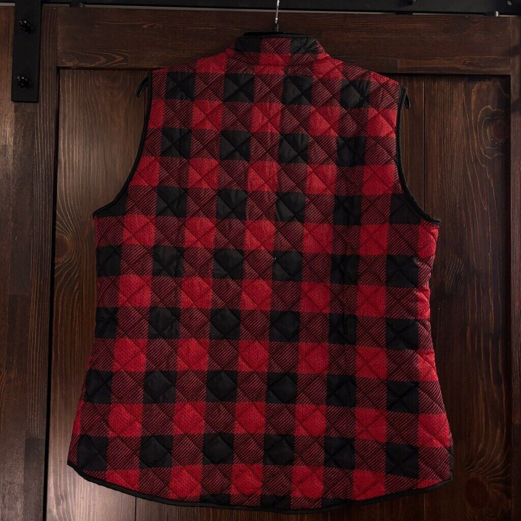Karen Scott Women's XS Red and Black Buffalo-Check / Plaid Puffer Vest NWT.