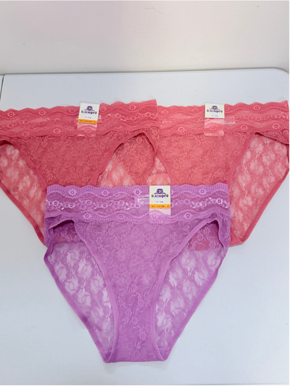 B.tempt'd Women's Size Small Set of 3 Lace High-Leg Underwear NWT S53