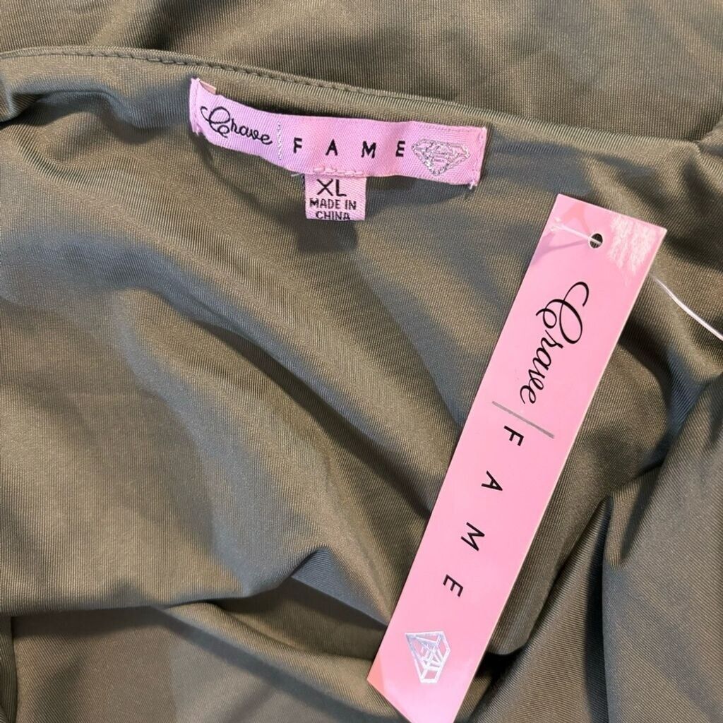 CRAVE FAME Juniors' XL Sleeveless Double Layer Crewneck Green Bodysuit NWT