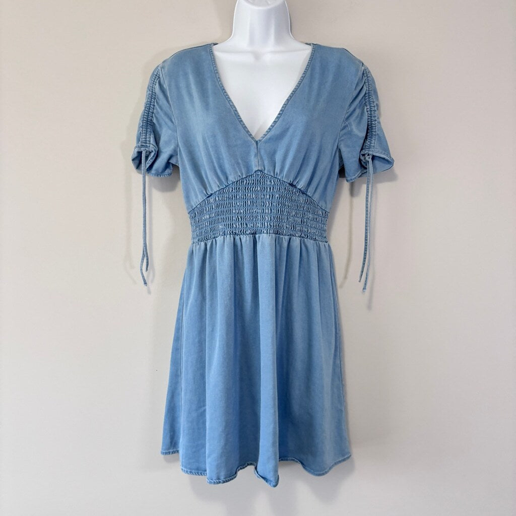 Bar III Women's Size Medium Blue Chambray Short Sleeve Summer Mini Dress NWT