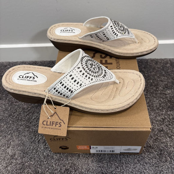 Cliffs by White Mountain Cienna Women's 9.5W White Comfort Beaded Sandals NIB