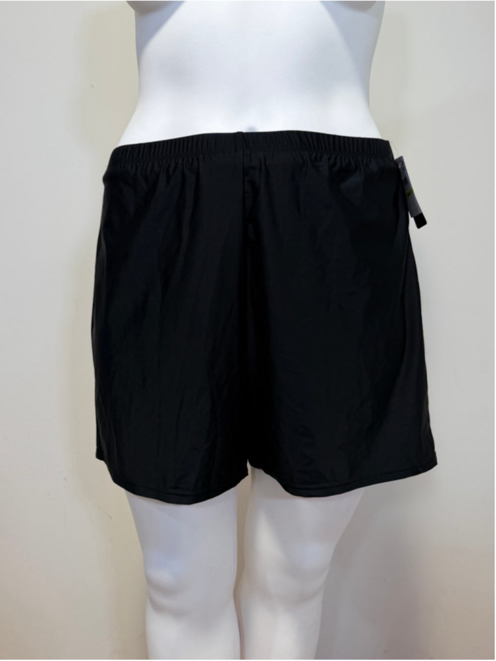 Island Escape Women's 18W Plus Size Black Swim Shorts NWT