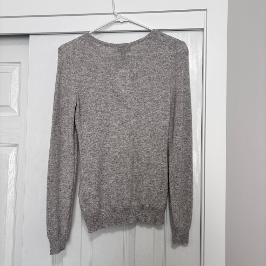 Charter Club Women's Small Petite 100% Cashmere Gray Crewneck Sweater NWT
