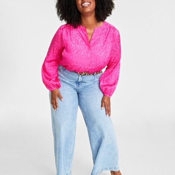 On 34th Plus Size Button Front Pink Jacquard Long Sleeved Shirt NWT