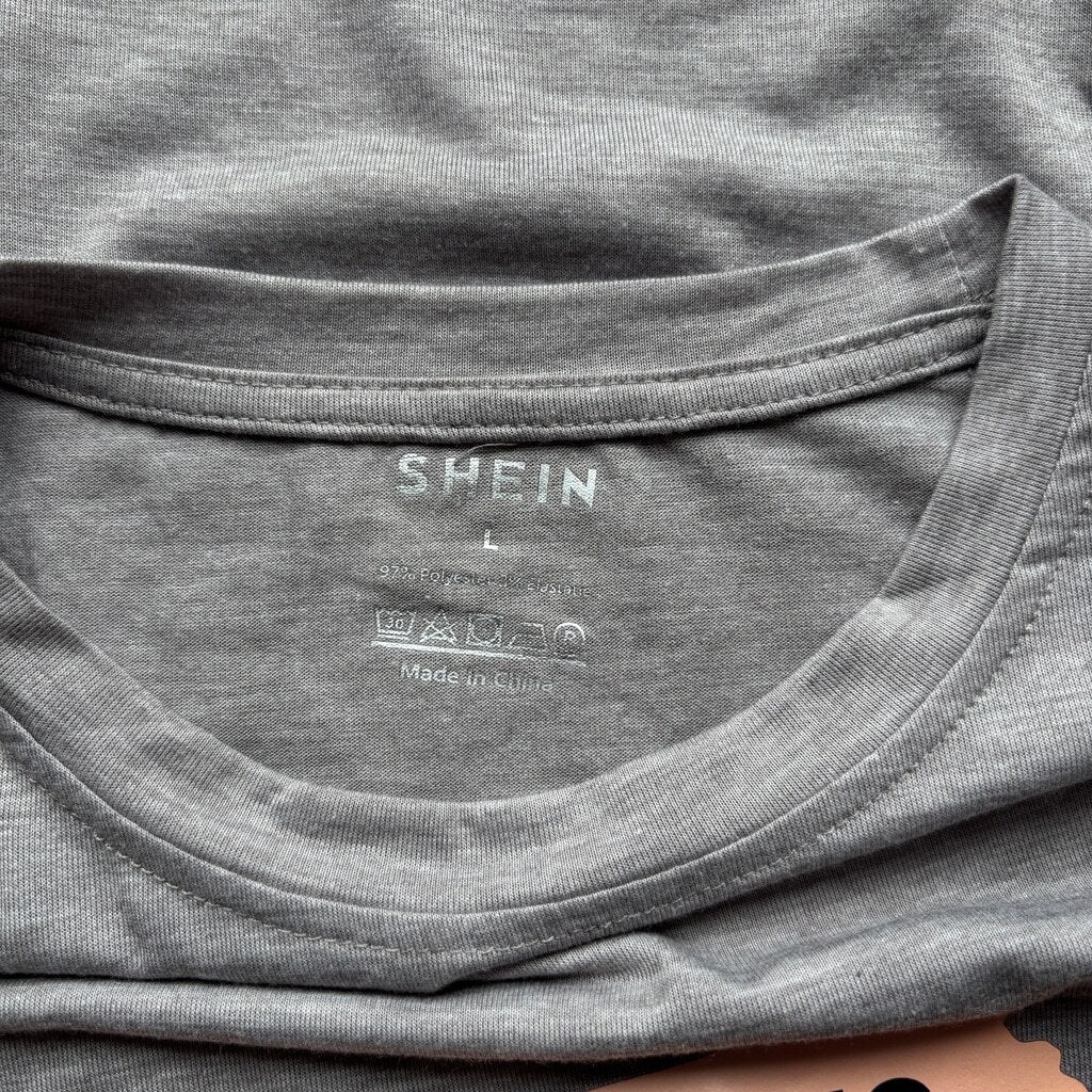 SHEIN Women's Size Large Gray Graphic Tee "I AM.." Empowering Slogan T-Shirt NIB