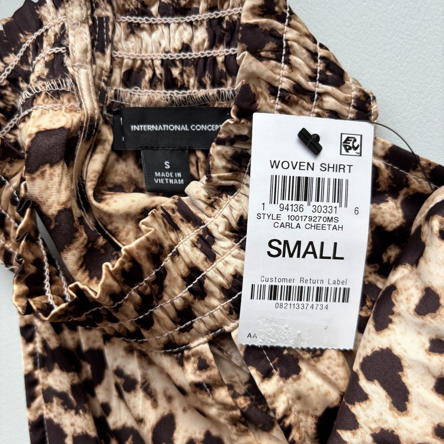 I.N.C. International Concepts Women's Printed Smocked-Waist Keyhole Top NWT.