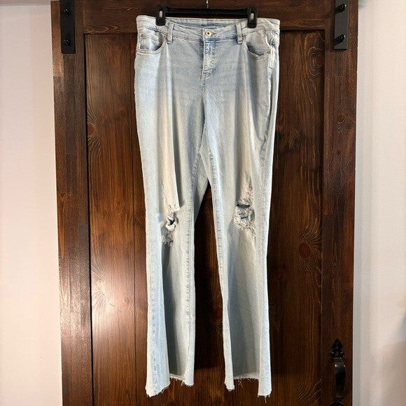 I.N.C. International Concepts Women's Mid-Rise Destructed Flare-Leg Jeans NWT