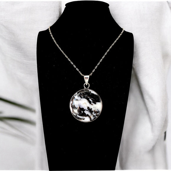 White Buffalo Turquoise 925 Silver Plated Necklace Pendant NWT