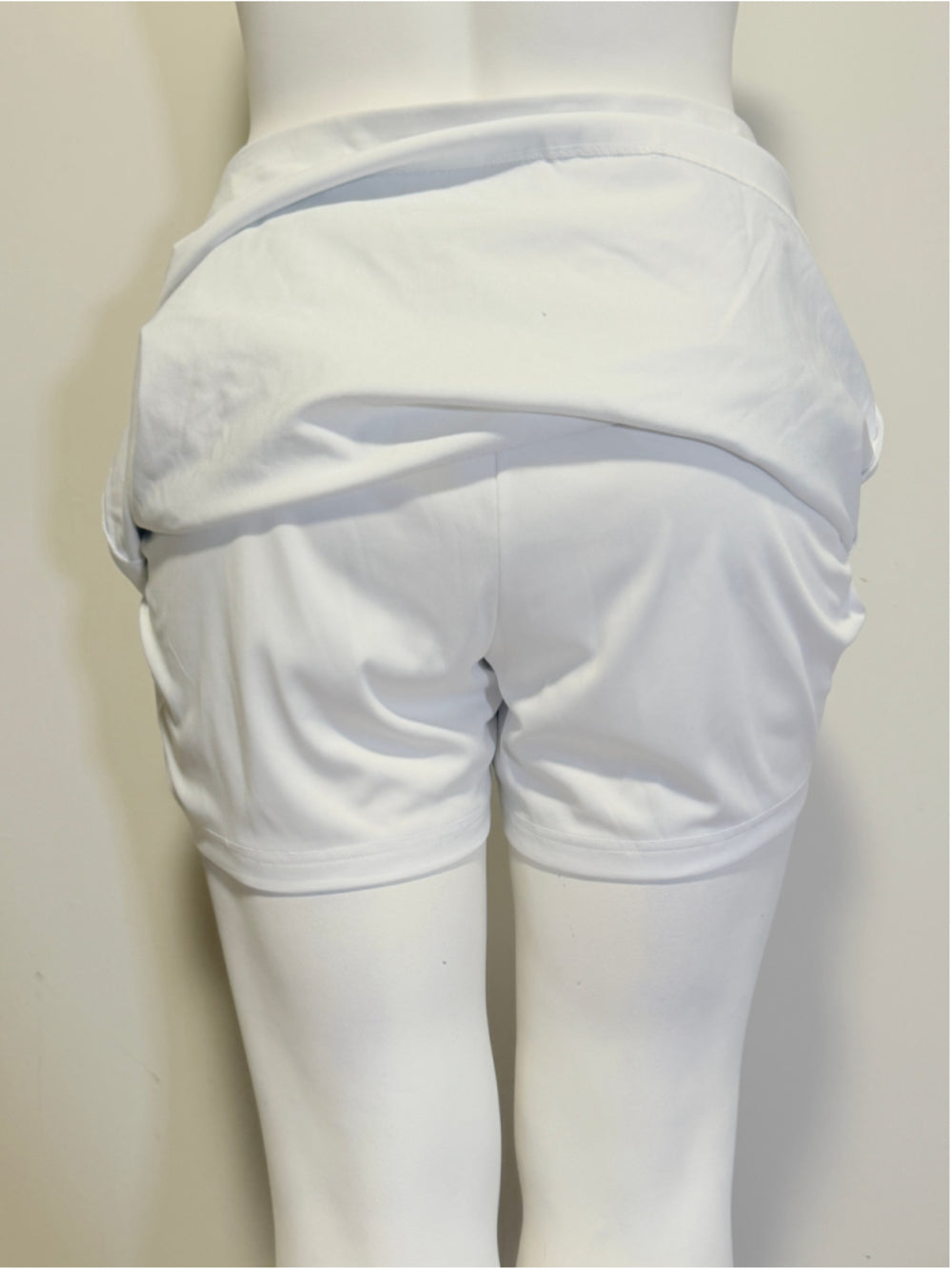 JM Collection Size Extra Large White Stretchy Pull On Skort Skirt Shorts NWT