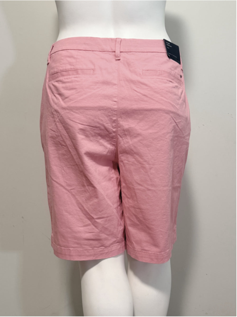 Tommy Hilfiger Women's Plus Size 18W Light Pink Bermuda Casual Shorts NWT