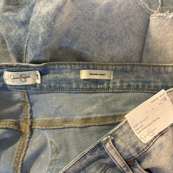 Jessica Simpson Plus Size Forever Denim Light Wash Shorts NWT