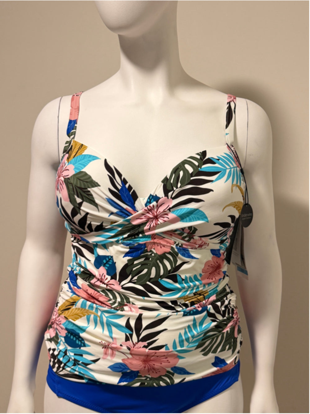 Coco Reef Size 36DD Floral Print Fitted Wrap-Style Printed Tankini Top NWT