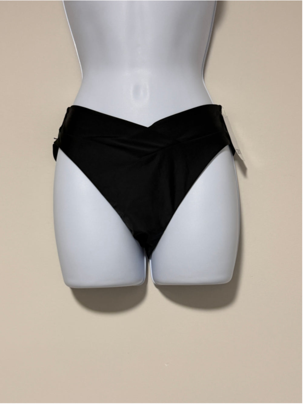 Bar III Women's Size XS Black V-Waist High-Leg Bikini Bottoms NWT