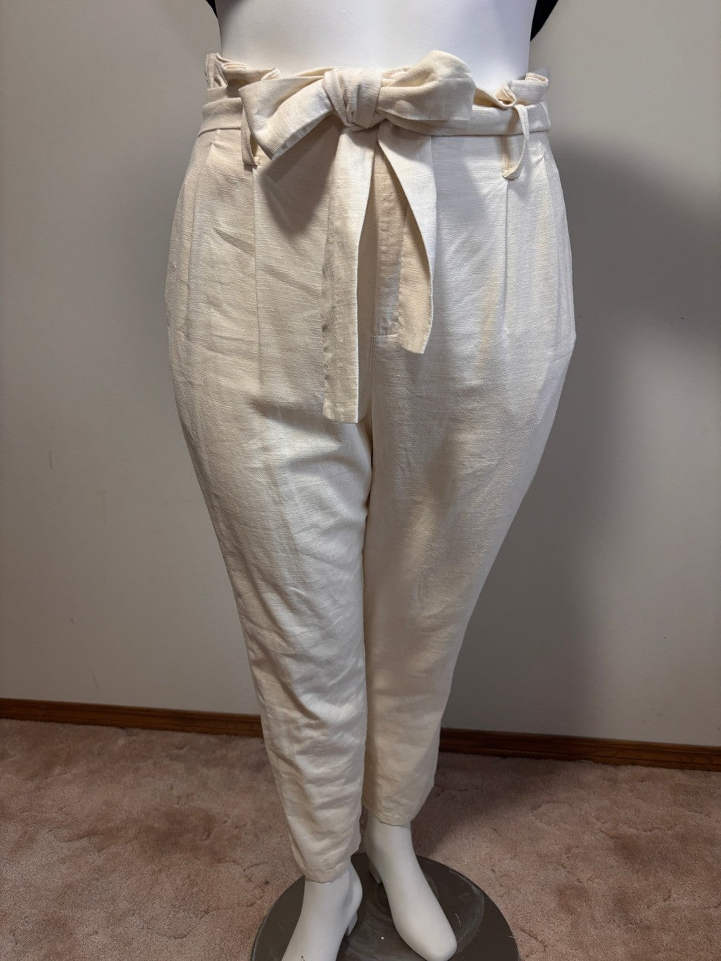 On 34th Size 14 Paperbag Waist Linen Belted Dress Pants NWT