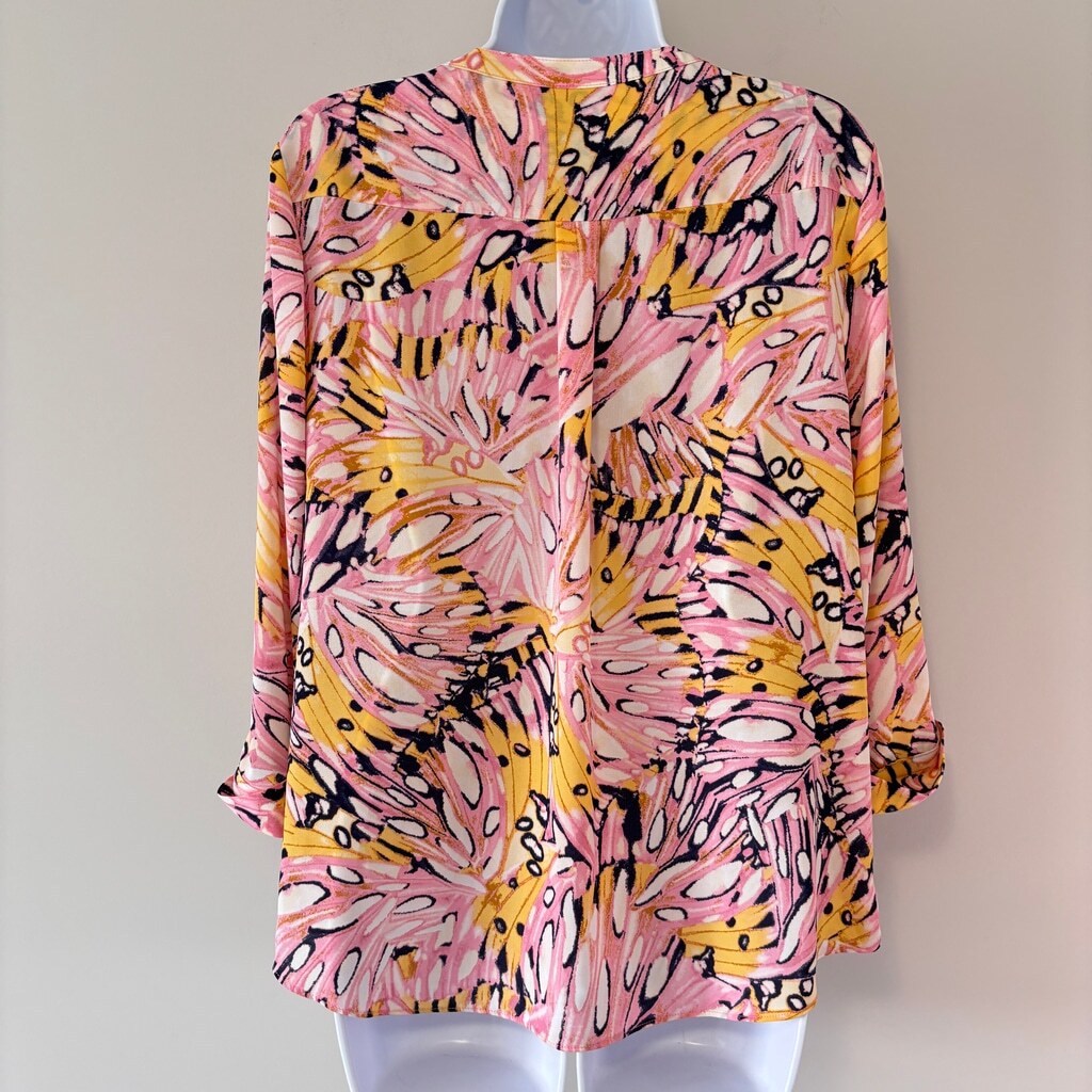 JM Collection Women's Large Petite Pink Butterfly Field Printed Utility Top NWT
