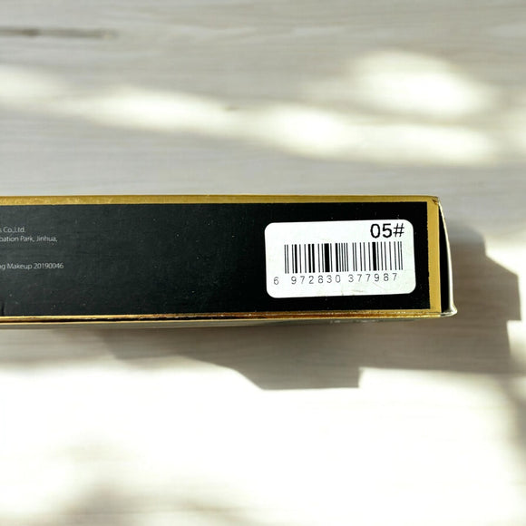 BUG-A-BOO Luxury Vibrant Lip Glaze - Waterproof & Matte NIB