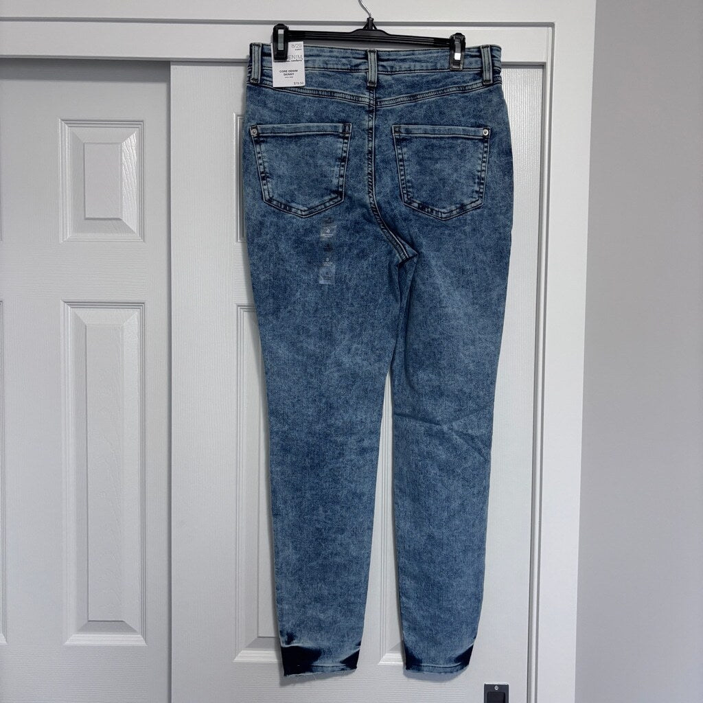 I.N.C. International Concepts Size 8 Curvy High-Rise Acid-Wash Skinny Jeans NWT