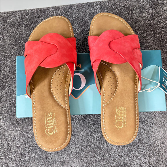 Cliffs by White Mountain Women's 7 Red and Tan Suede Slide Sandal NWT
